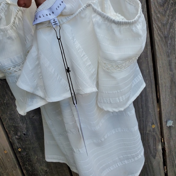 NWT Revolve Endless Rose Halter Cold Shoulder Top - Picture 5 of 6